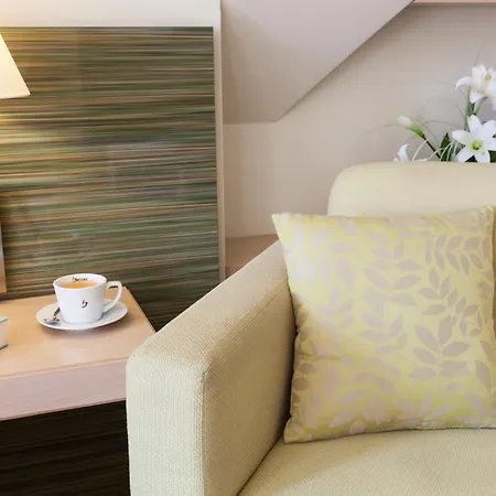 Logis Kur- Und Wellnesshaus Spree Balance Отель Бург