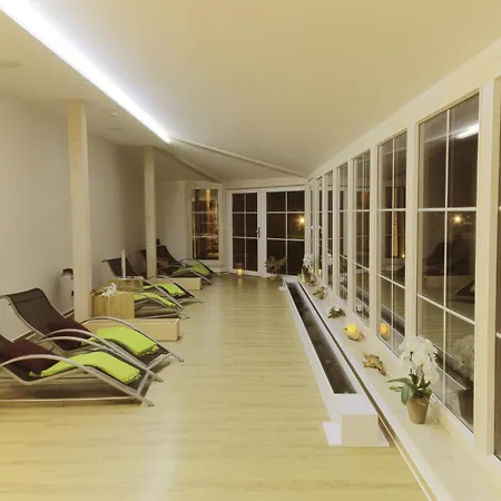 Logis Kur- Und Wellnesshaus Spree Balance Бург